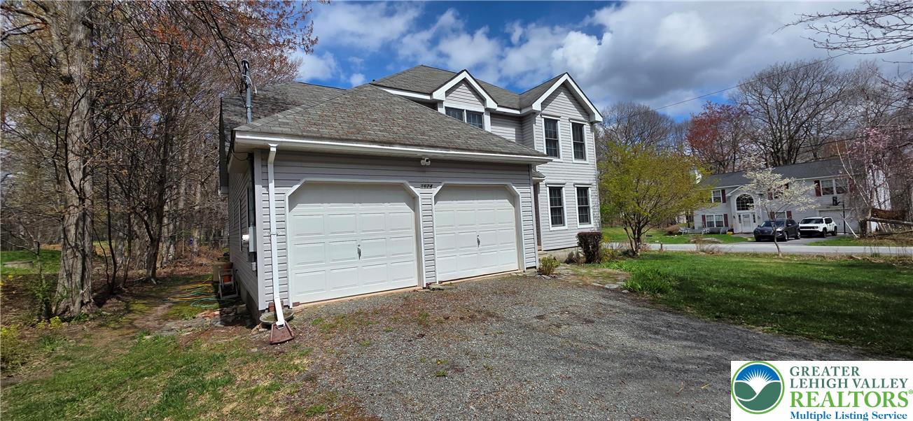 1624 Cotswald Road Tobyhanna, PA 18466 - Photo 4 of 44