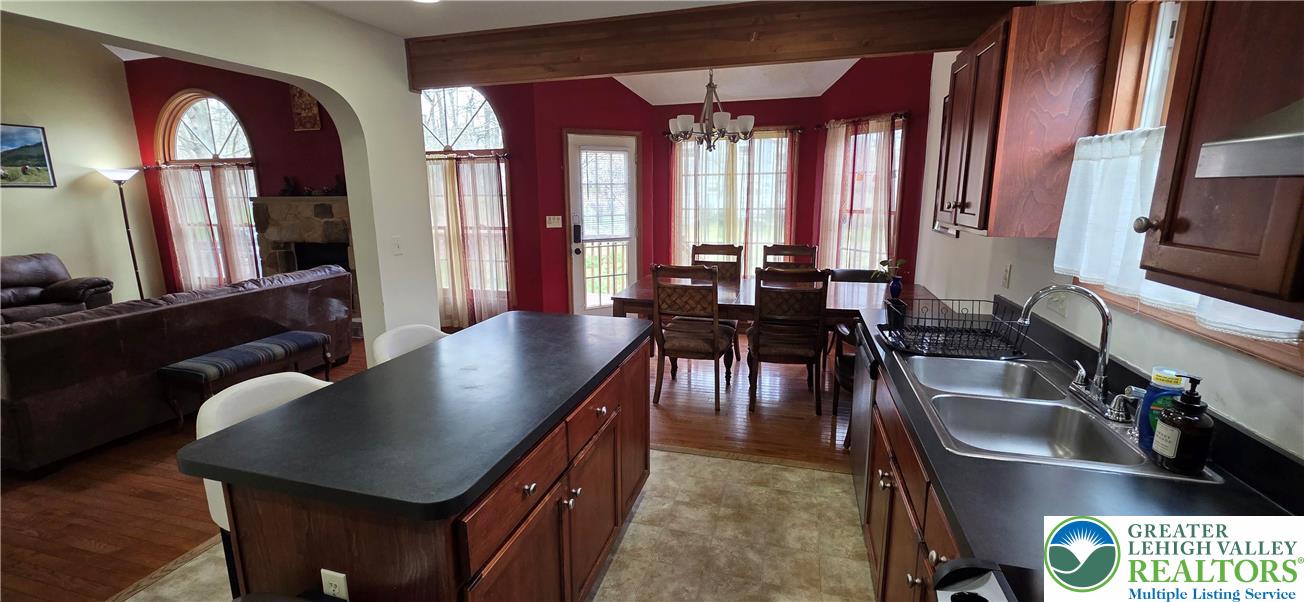 1624 Cotswald Road Tobyhanna, PA 18466 - Photo 8 of 44