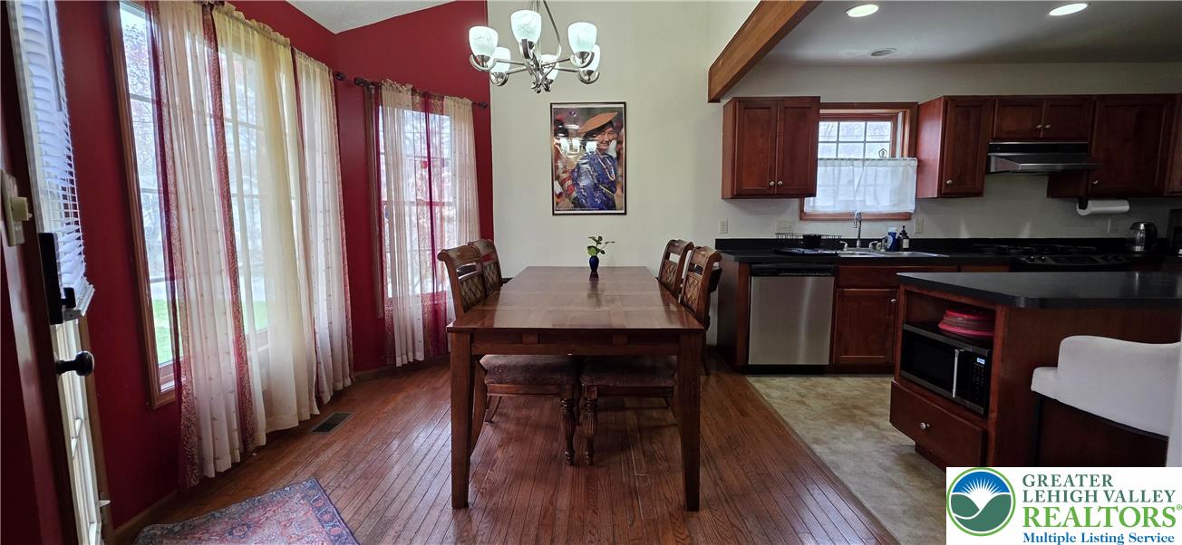 1624 Cotswald Road Tobyhanna, PA 18466 - Photo 10 of 44
