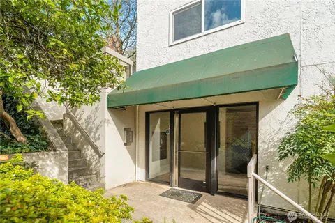 $670,000 | 666 West Olympic Place, Unit 201, Seattle, WA 98119