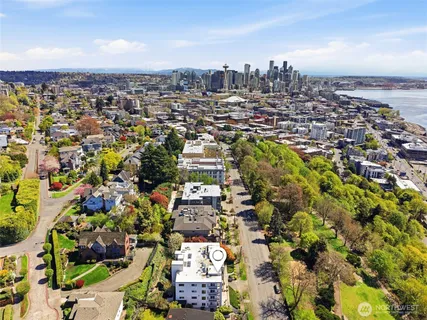 $670,000 | 666 West Olympic Place, Unit 201, Seattle, WA 98119