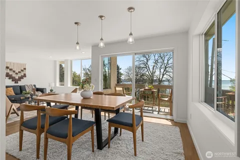 $670,000 | 666 West Olympic Place, Unit 201, Seattle, WA 98119