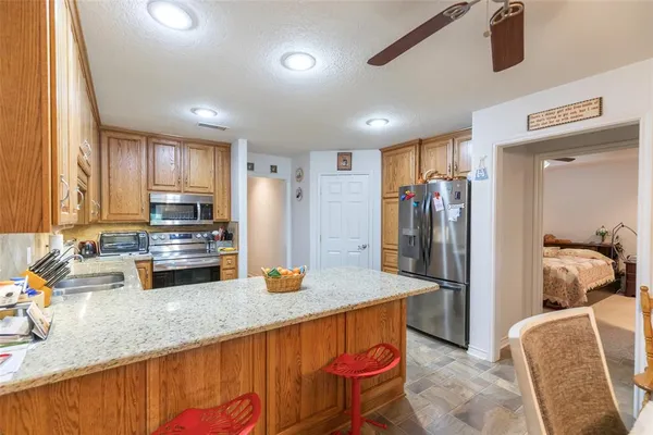 $460,000 | 13158 Highway 36, Cross Plains, TX 76443