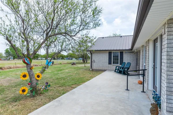 $460,000 | 13158 Highway 36, Cross Plains, TX 76443