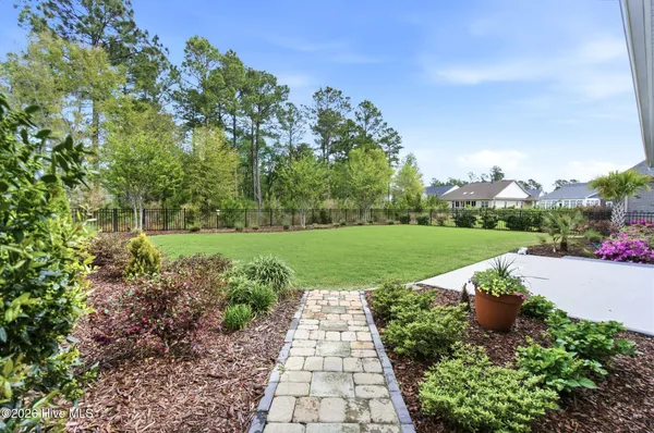 $835,000 | 8600 Grassy Meadow Walk Northeast, Leland, NC 28451