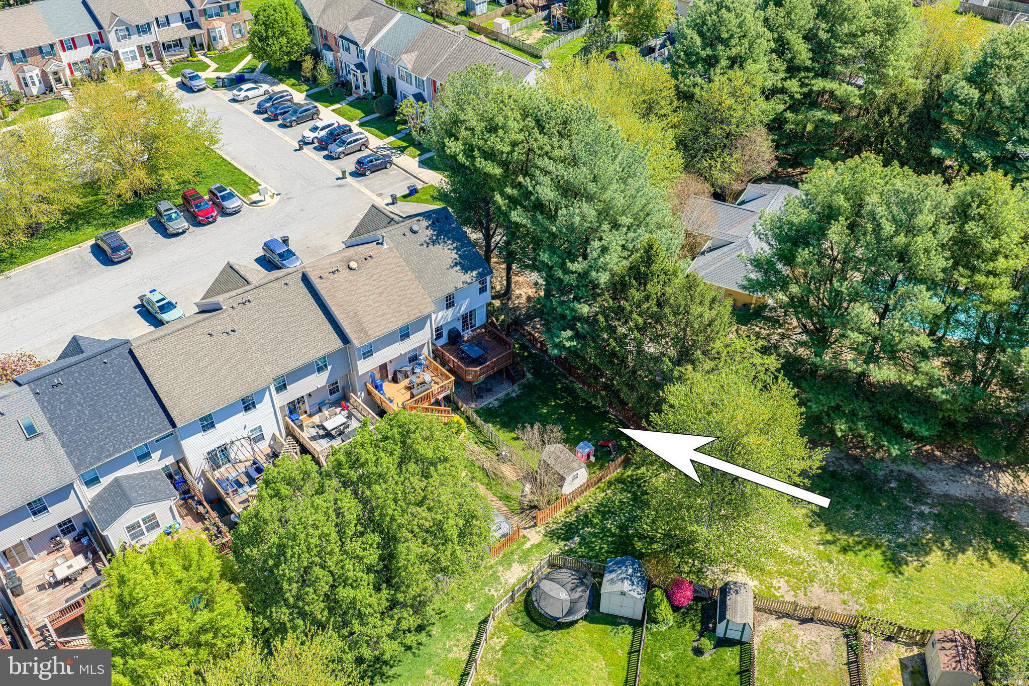 2015 Pointview Circle Forest Hill, MD 21050 - Photo 36 of 43 Aerial of end-unit, fenced yard