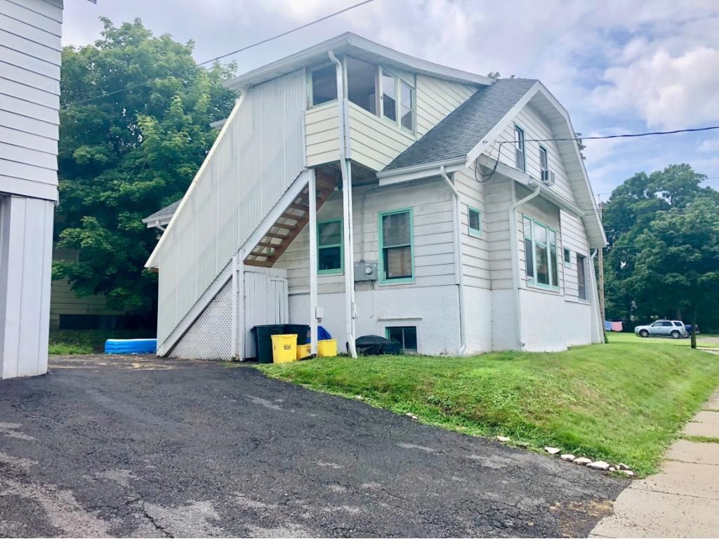 201 South Page Avenue Endicott, NY 13760 - Photo 4 of 17