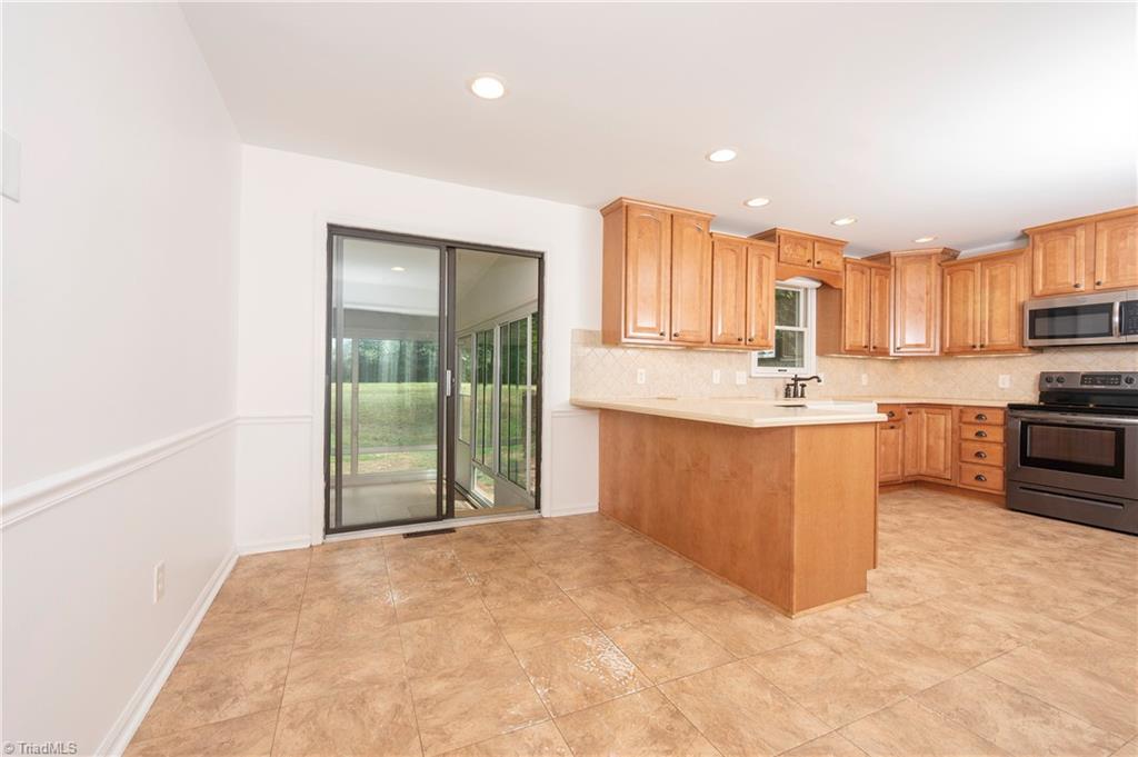 7013 Upland Road Clemmons, NC 27012 - Photo 14 of 43