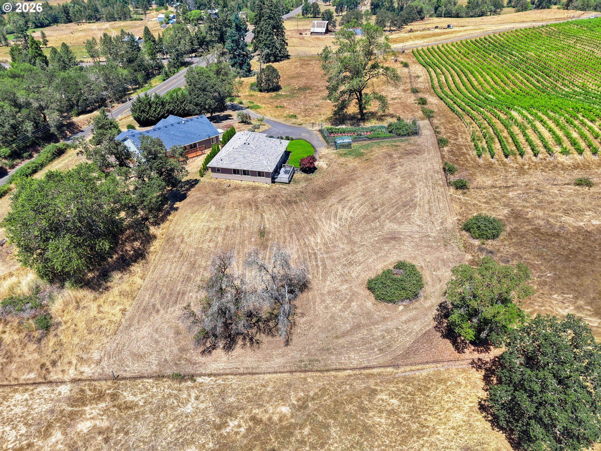 3721 Colonial Road Roseburg, OR 97471 - Photo 42 of 48