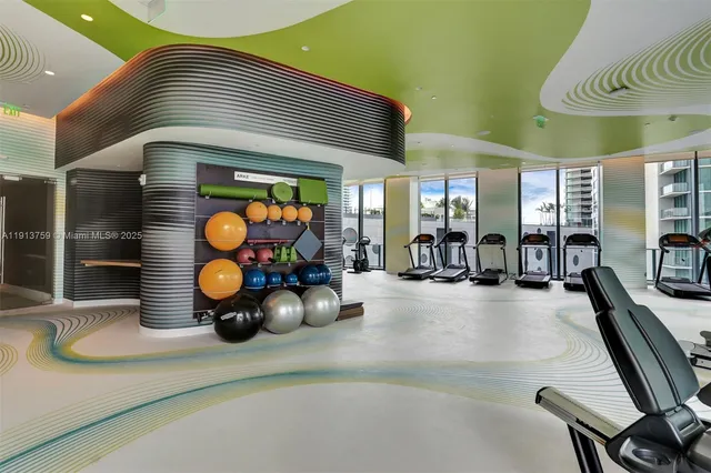 $4,700 | 501 Northeast 31st Street, Unit 1208, Miami, FL 33137