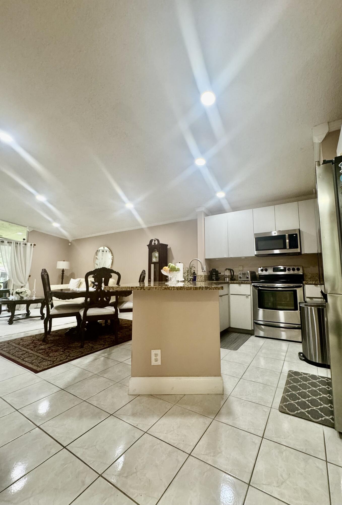 22302 Timberly Drive Boca Raton, FL 33428 - Photo 14 of 29 IMG_1684