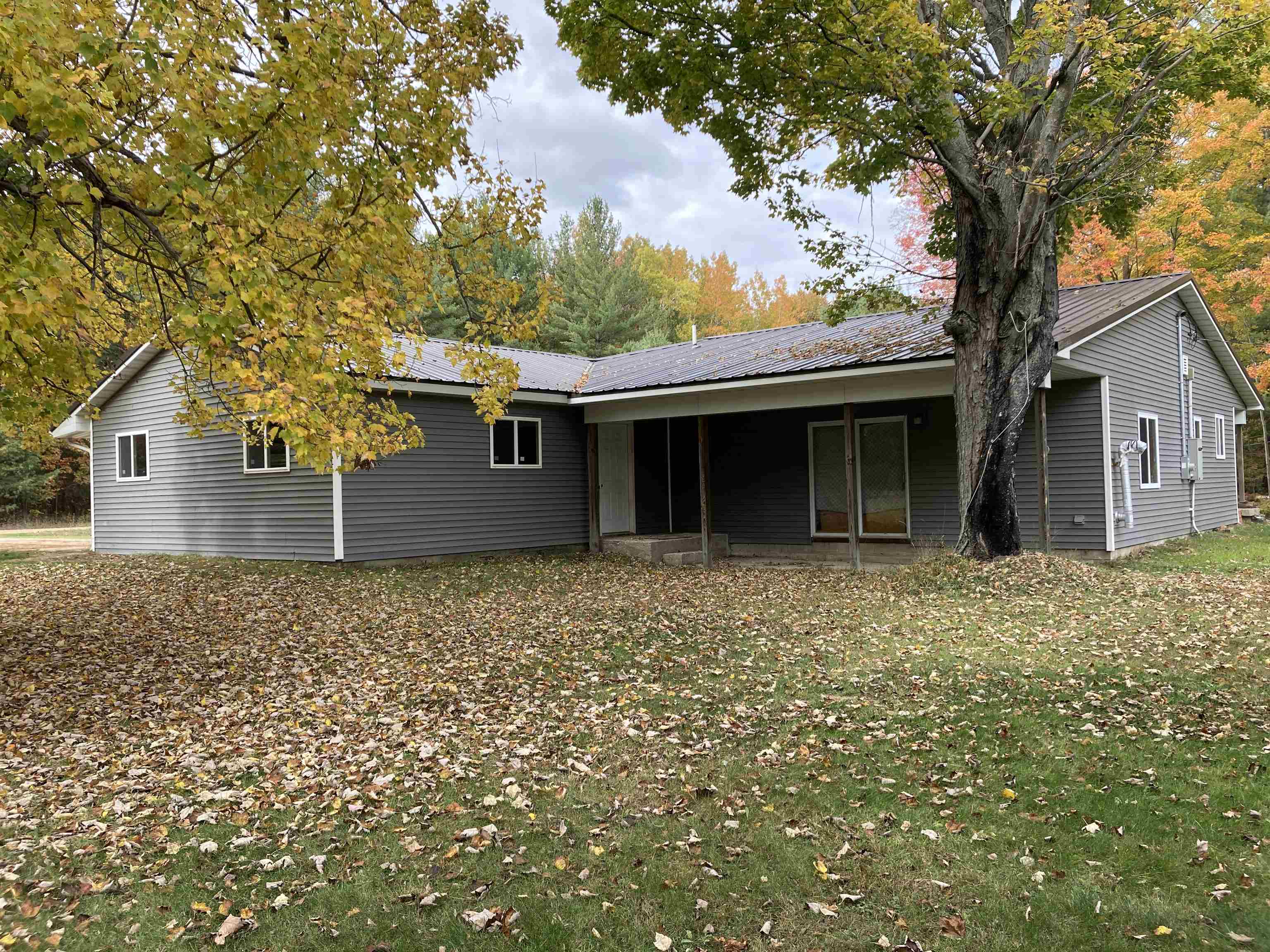 3748 Fitzwater Road Gladwin, MI 48624 - Photo 3 of 49