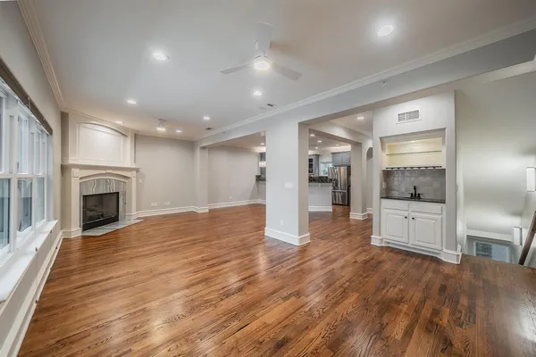 $4,500 | 4110 McKinney Avenue, Dallas, TX 75204