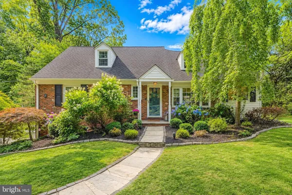 $1,150,000 | 661 Old Eagle School Road, Wayne, PA 19087
