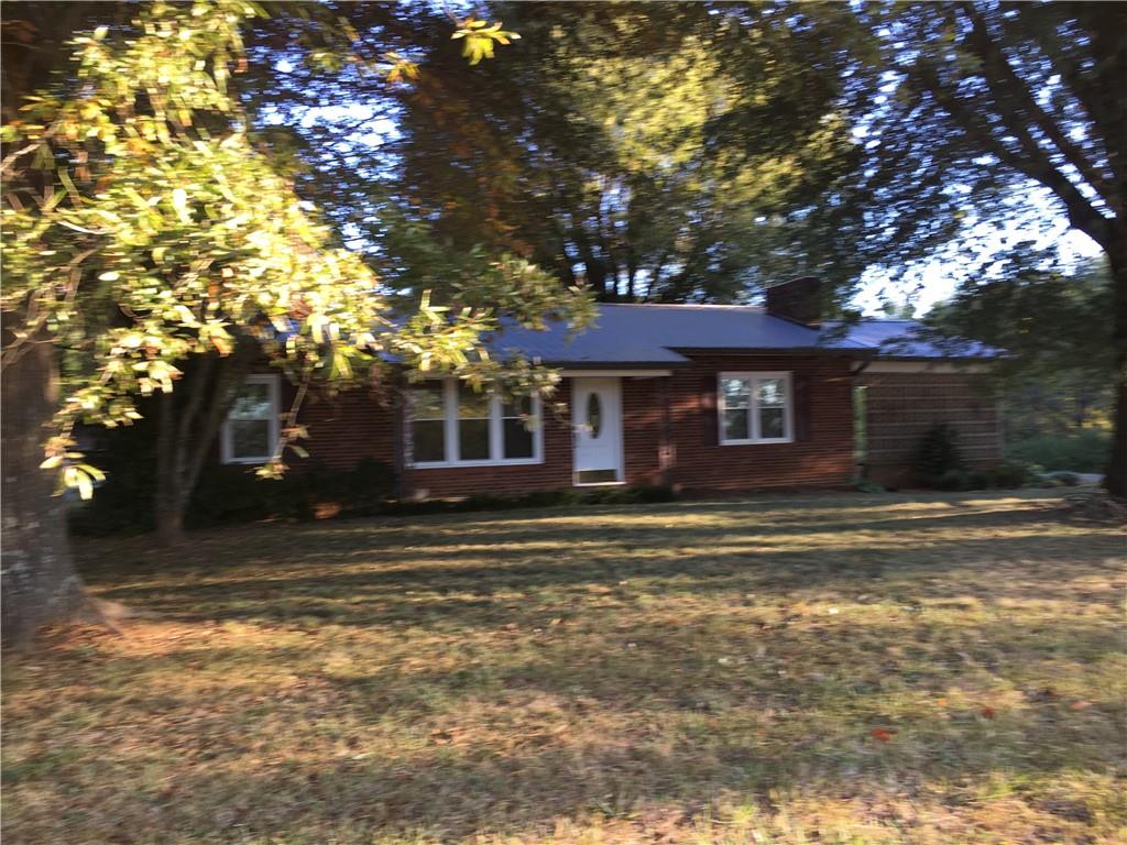 784 Damascus Church Road Hiddenite, NC 28636 - Photo 3 of 33
