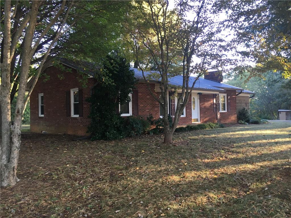 784 Damascus Church Road Hiddenite, NC 28636 - Photo 10 of 33