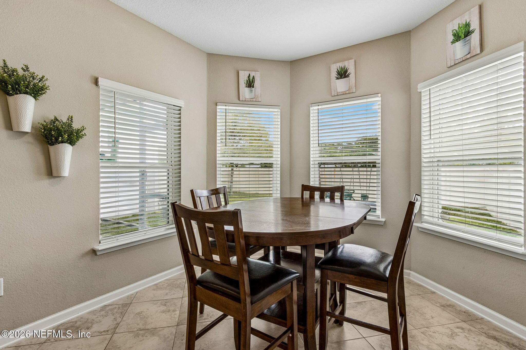 9873 Kevin Road Jacksonville, FL 32257 - Photo 12 of 28 Dining Area