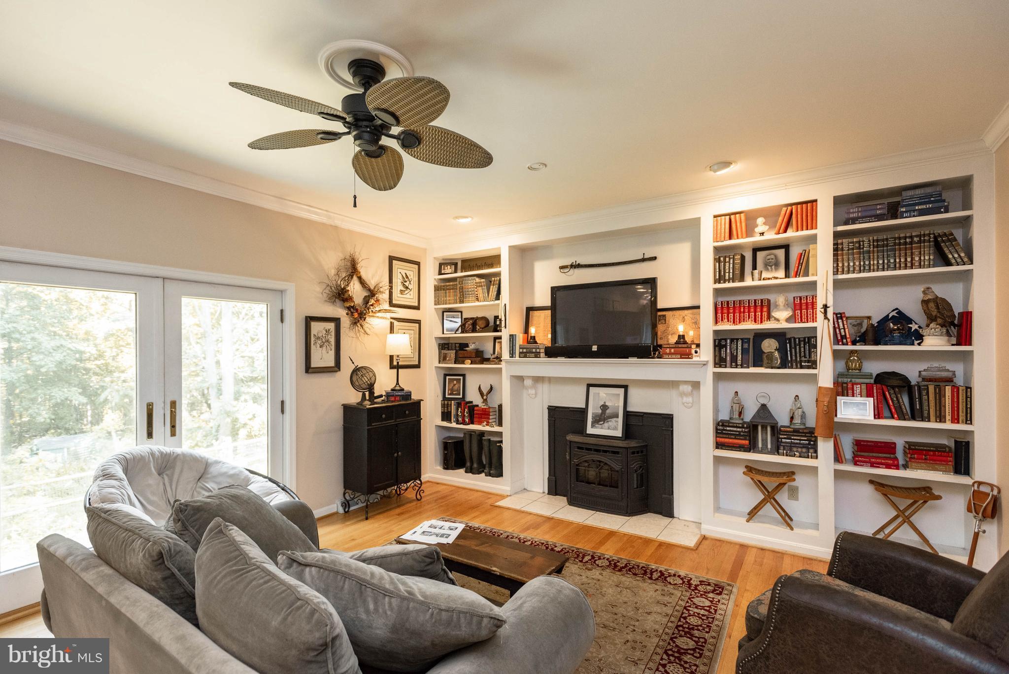 1158 Quarry Road Pylesville, MD 21132 - Photo 13 of 30 a living room with furniture workspace and a window