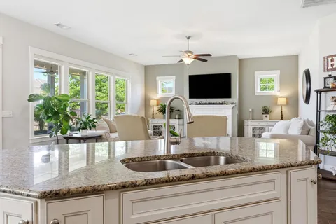 $879,999 | 2801 Americus Drive, Thompson's Station, TN 37179