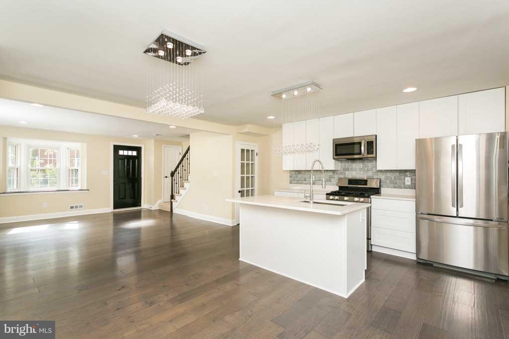 1618 Aberdeen Road Towson, MD 21286 - Photo 6 of 20 Kitchen