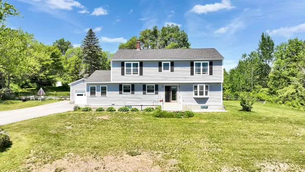 $600,000 | 234 Center Road, Lyndeborough, NH 03082