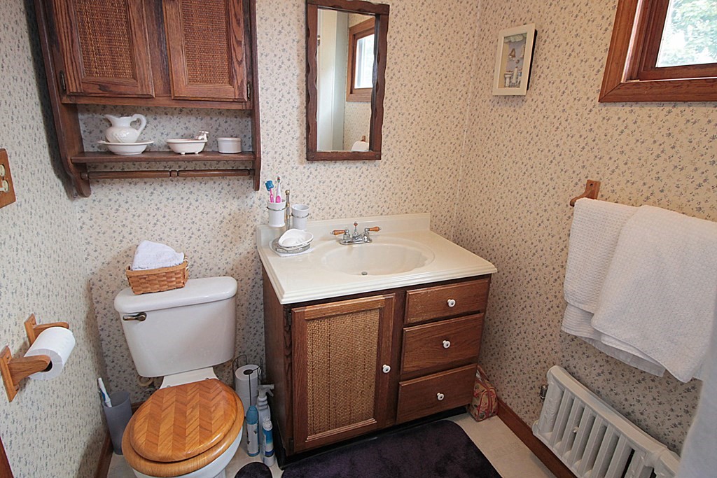 36 Eldridge Street Springfield, MA 01108 - Photo 14 of 16