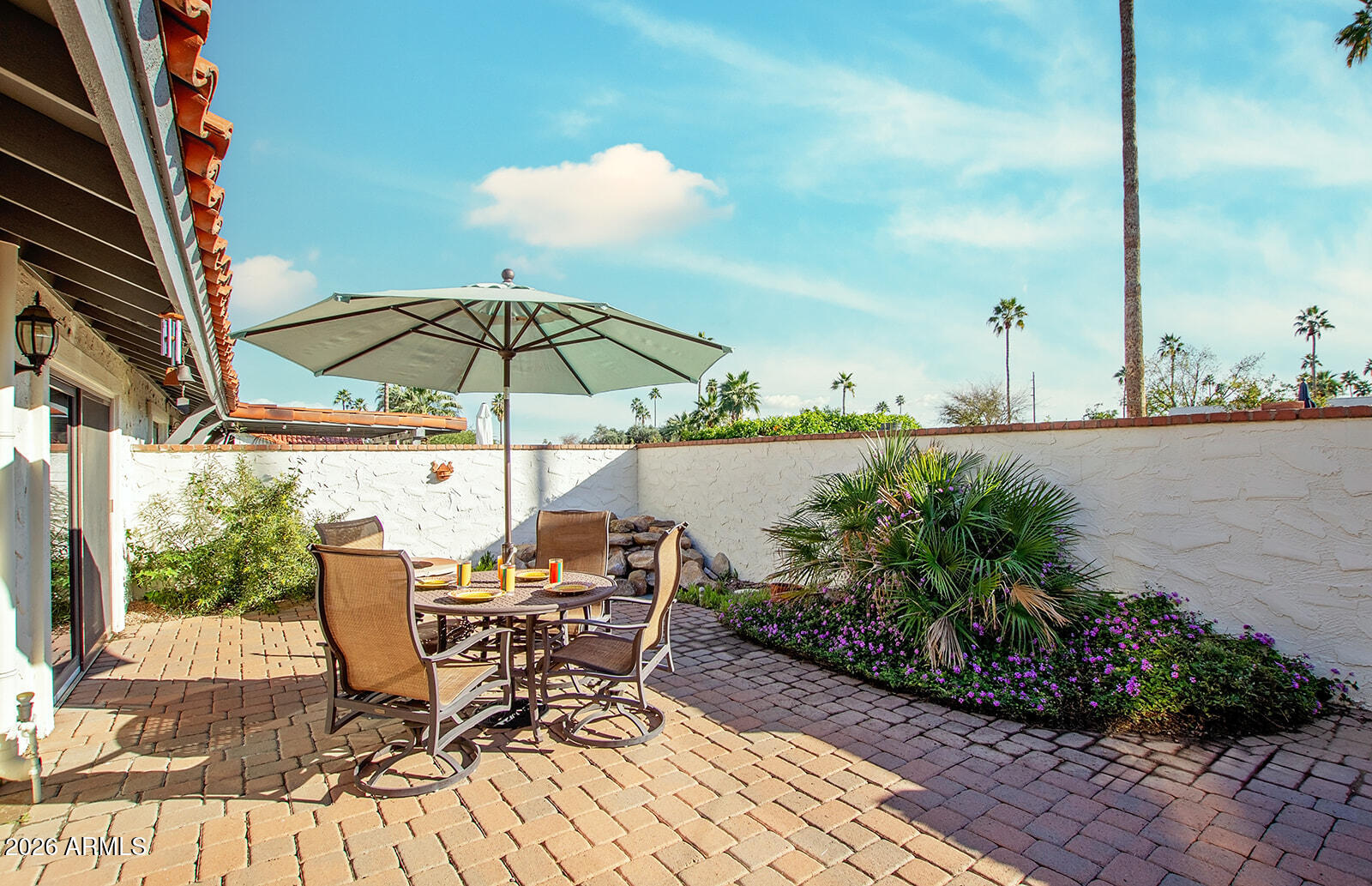5834 North Scottsdale Road Paradise Valley, AZ 85253 - Photo 3 of 26 Tall plams all around
