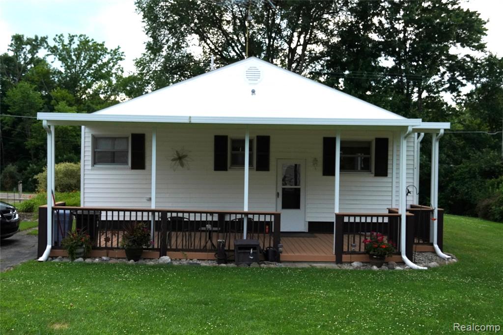 1295 Hadley Road Lapeer, MI 48446 - Photo 10 of 56