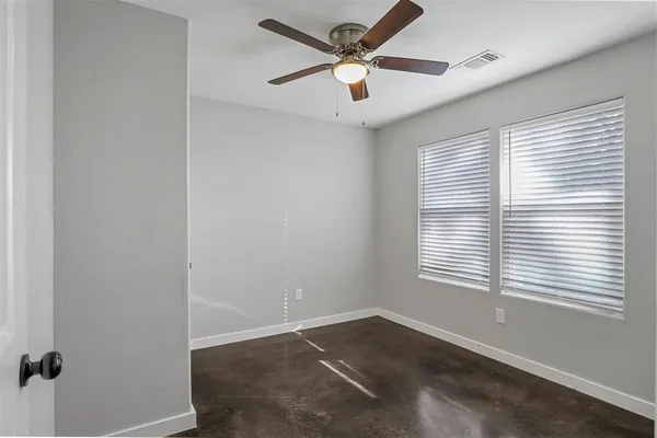 $1,325 | 410 South Mirick Avenue, Unit 412, Denison, TX 75020