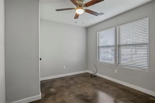 $1,325 | 410 South Mirick Avenue, Unit 412, Denison, TX 75020