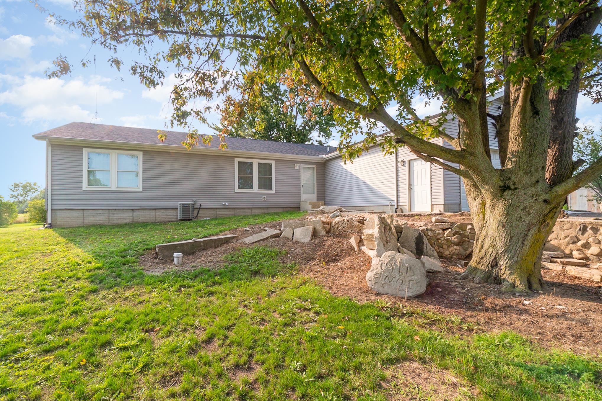 4446 Bay Arenac Line Road Pinconning, MI 48650 - Photo 1 of 40