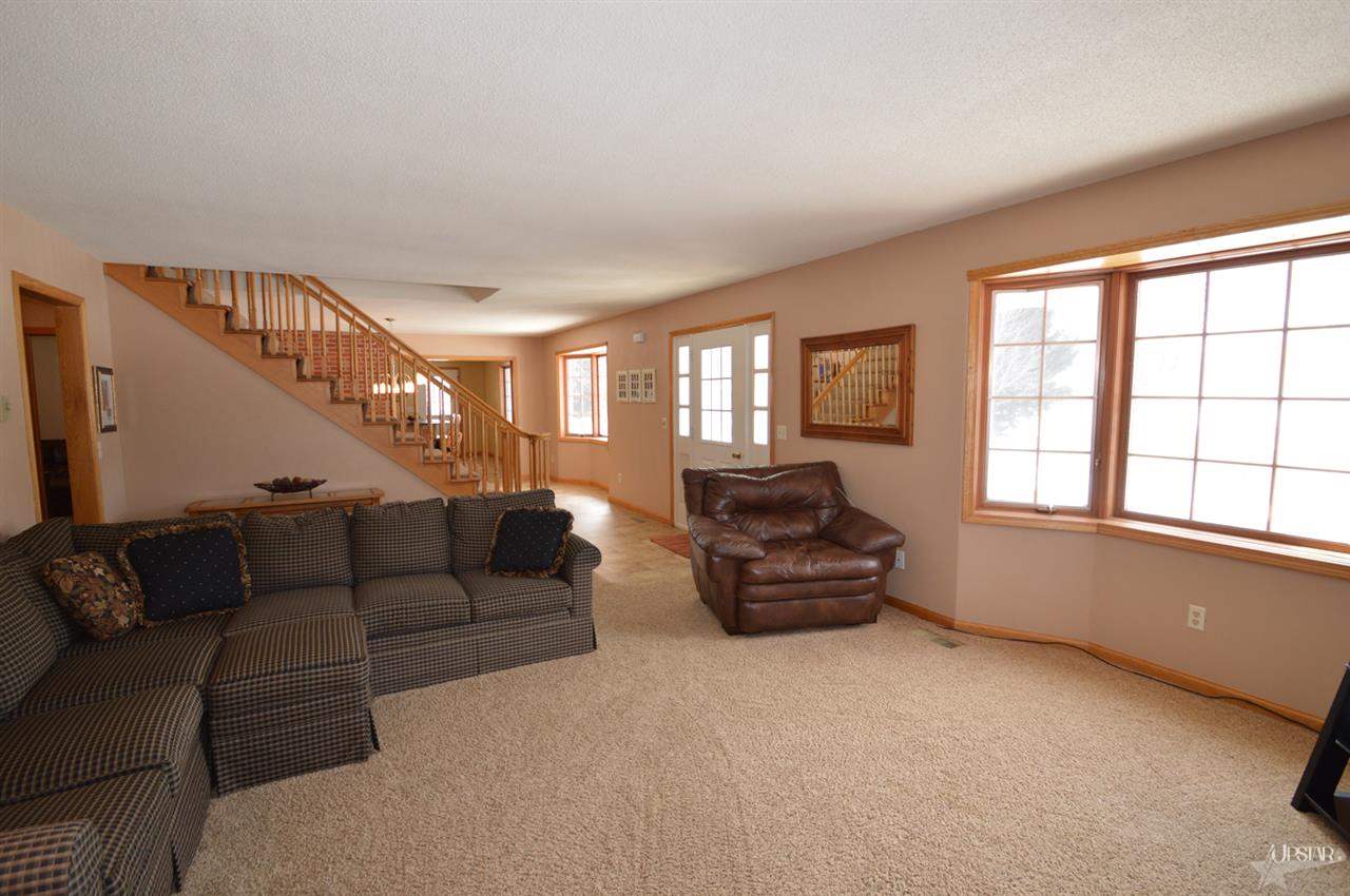 18110 W Road Huntertown, IN 46748 - Photo 11 of 29