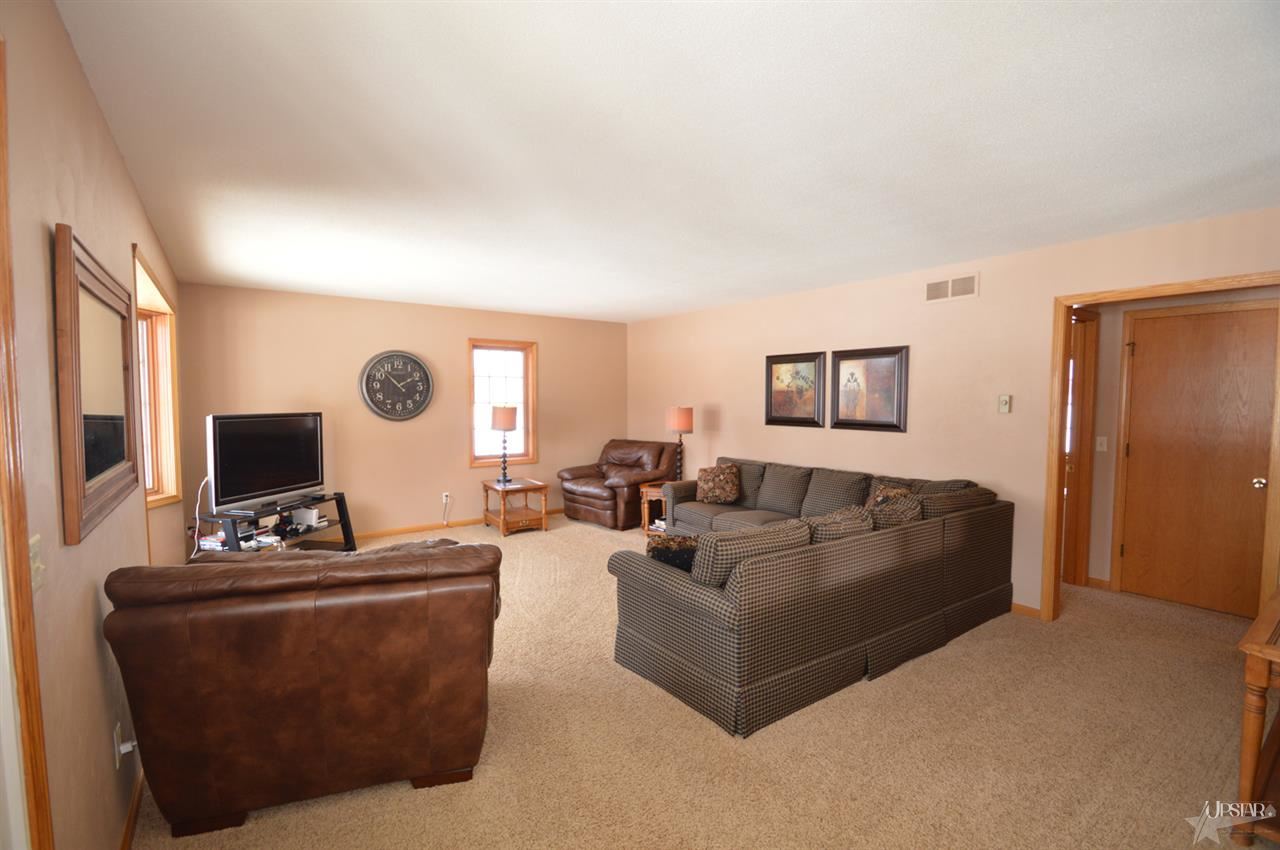18110 W Road Huntertown, IN 46748 - Photo 9 of 29