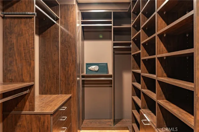 a view of walk in closet