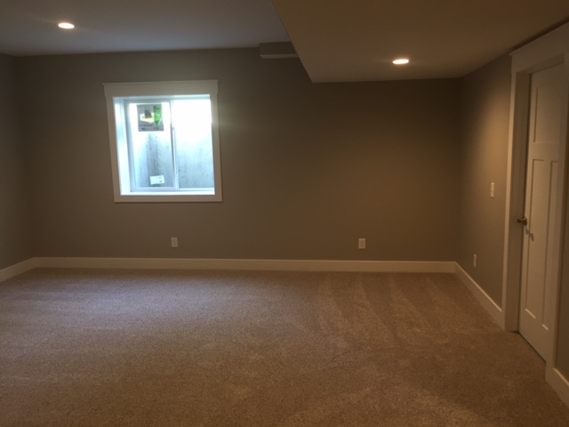 3059 Five Mile Road Traverse City, MI 49686 - Photo 18 of 21 1848072-17.JPG