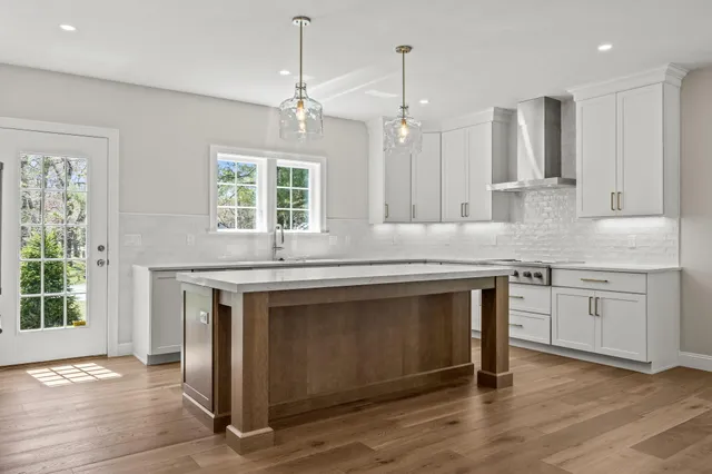 $2,742,957 | 14 Azalea Lane, Mashpee, MA 02649