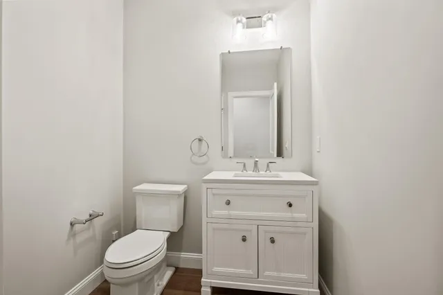 $2,742,957 | 14 Azalea Lane, Mashpee, MA 02649