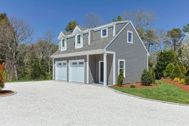 $2,742,957 | 14 Azalea Lane, Mashpee, MA 02649