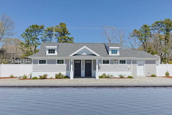 $2,742,957 | 14 Azalea Lane, Mashpee, MA 02649