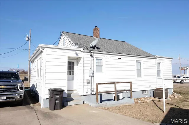 $174,900 | 35 South French Lane, Perryville, MO 63775