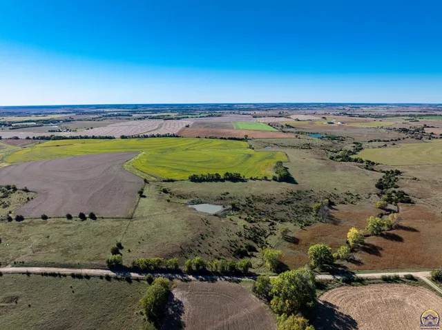 $1 | 0 11th Road, Clay Center, KS 67432