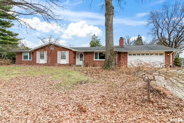 $259,900 | 16 Inverness Road, Springfield, IL 62704