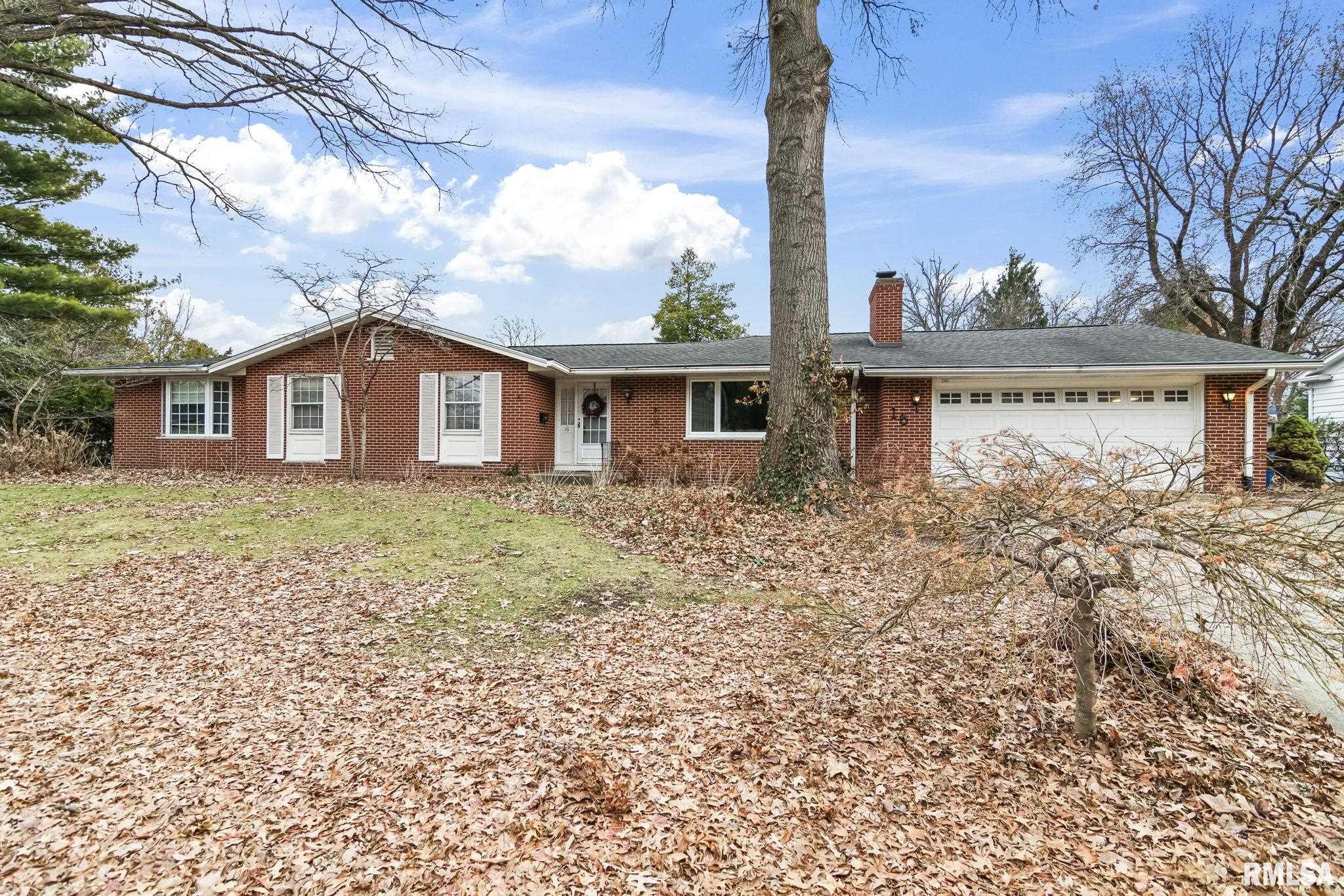 16 Inverness Road Springfield, IL 62704 - Photo 2 of 43