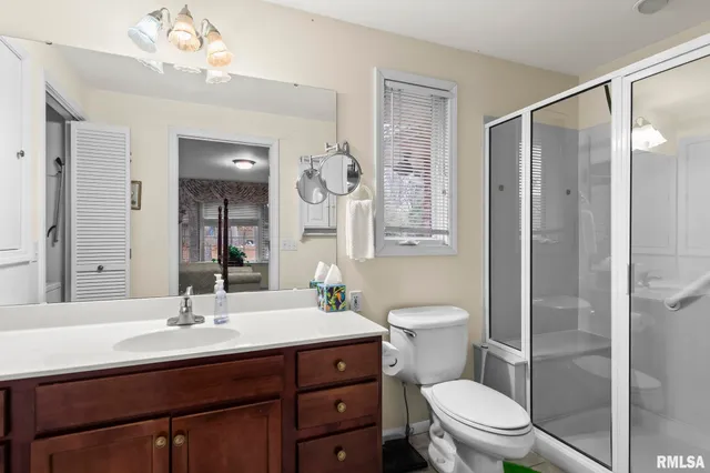 $259,900 | 16 Inverness Road, Springfield, IL 62704