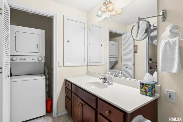 $259,900 | 16 Inverness Road, Springfield, IL 62704