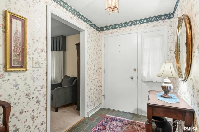 $259,900 | 16 Inverness Road, Springfield, IL 62704