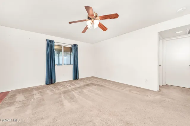 $559,999 | 43635 Castle Circle, Lancaster, CA 93535