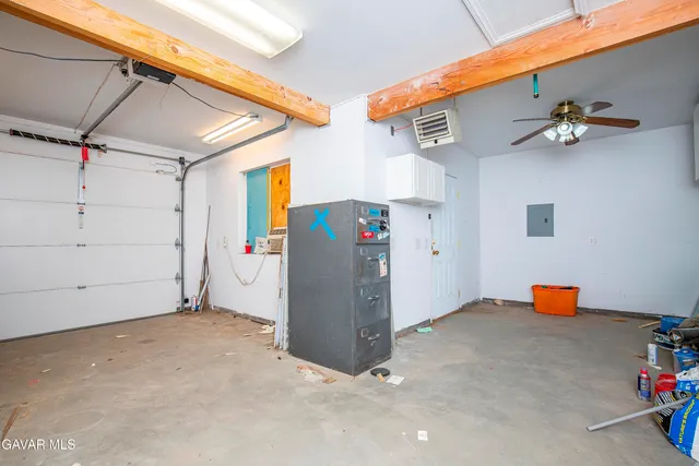 $559,999 | 43635 Castle Circle, Lancaster, CA 93535