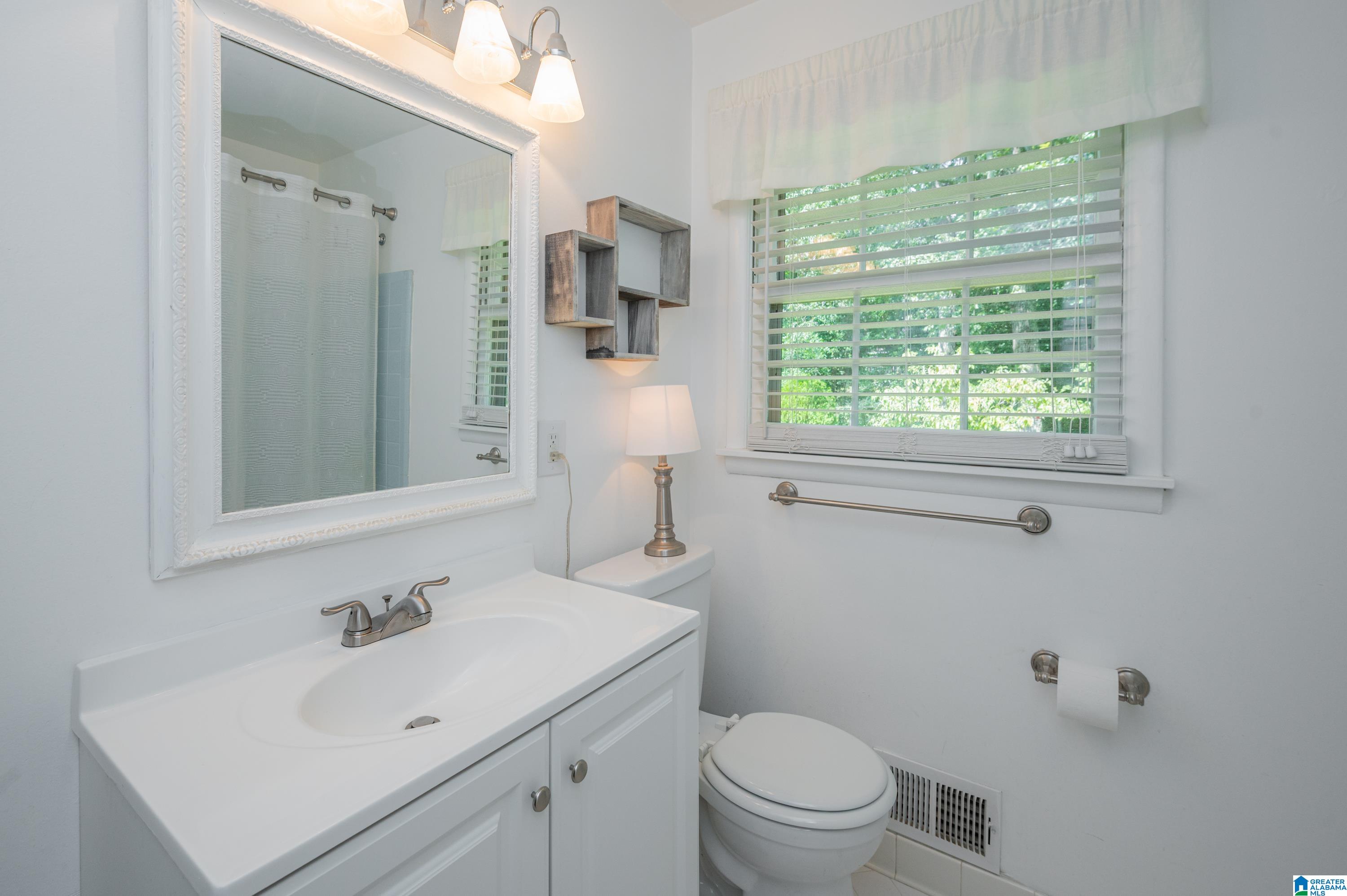 2324 Empire Road Birmingham, AL 35226 - Photo 32 of 43