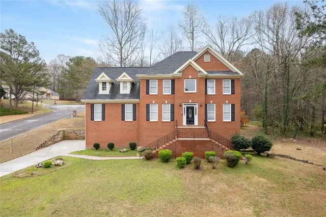 $484,990 | 1811 Lake Cove Drive Southwest, Atlanta, GA 30331